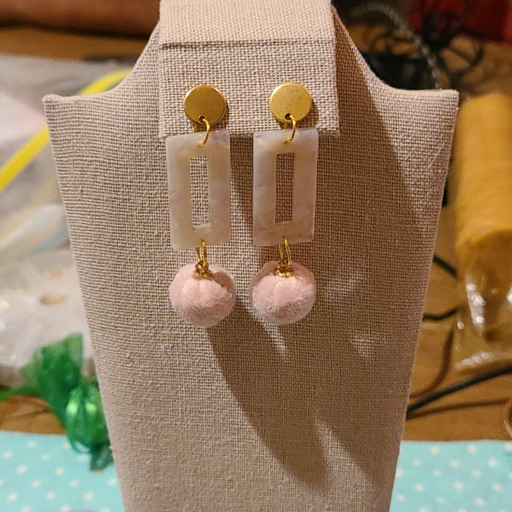 HANDMADE EARRINGS - Picture 2 of 2